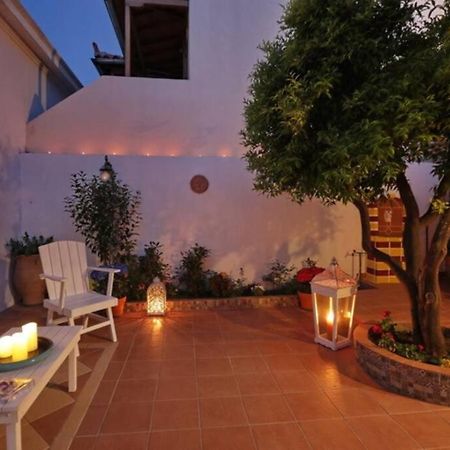 Philoxenia Guest House Skopelos Town Exterior foto